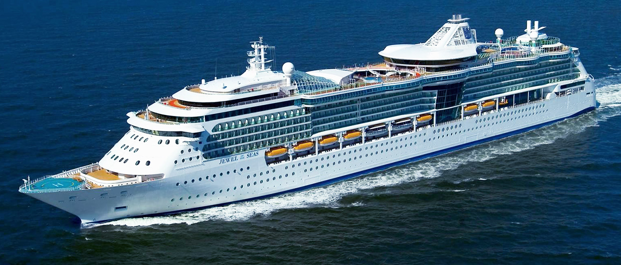 Royal Caribbean's Voyager of the Seas '04