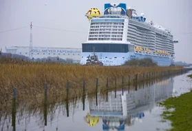 Spectrum of the Seas