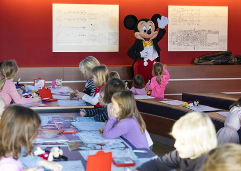 Mickey Mouse visits MEYER WERFT