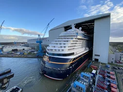 Ausdocken der Disney Wish