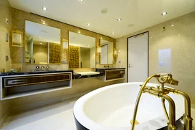 Garden Villa Bathroom