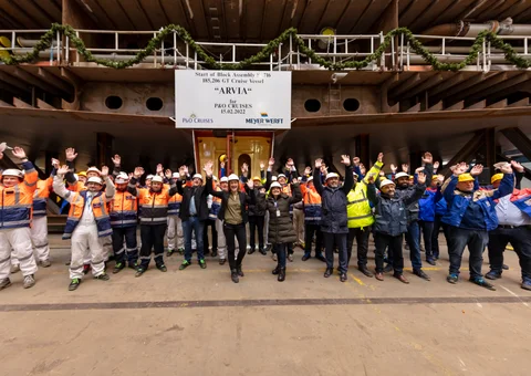 MEYER WERFT und P&O Cruises feiern Kiellegung der Arvia MEYER WERFT und P&O Cruises feiern Kiellegung der Arvia