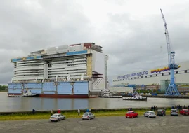 ovation_of_the_seas_dsc09379.jpg