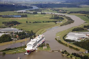 River Ems Conveyance of Genting Dream