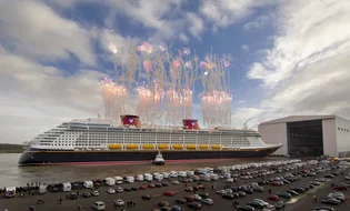 Float-out of Disney Fantasy